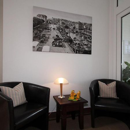 Hellinghaus Fewo 1 Wellenreiter Appartement Wyk auf Föhr Buitenkant foto